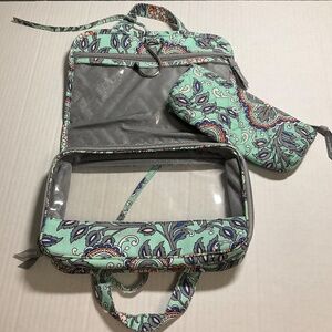 Vera Bradley Fan Flowers Print Hanging Toiletry Travel & Cosmetic Bag NWOT